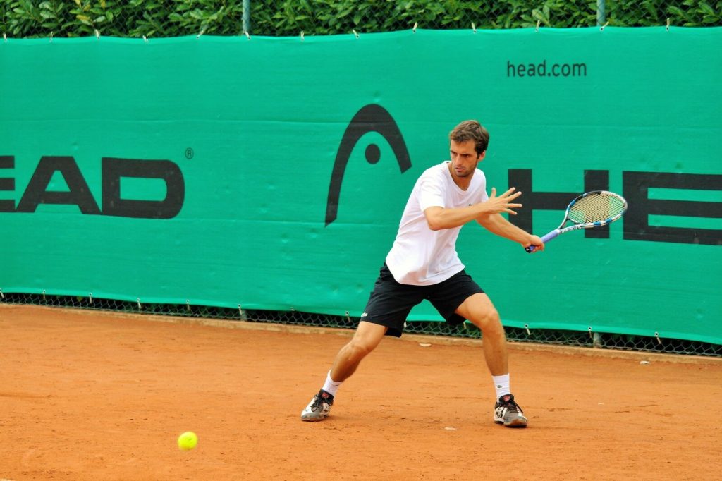 Klađenje na breakove u tenisu, tenis, break, tenisač