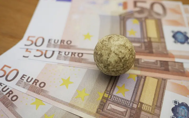prevaranti-kroz-lažne-dojave-poku&scaron;aju-uzeti-novac
