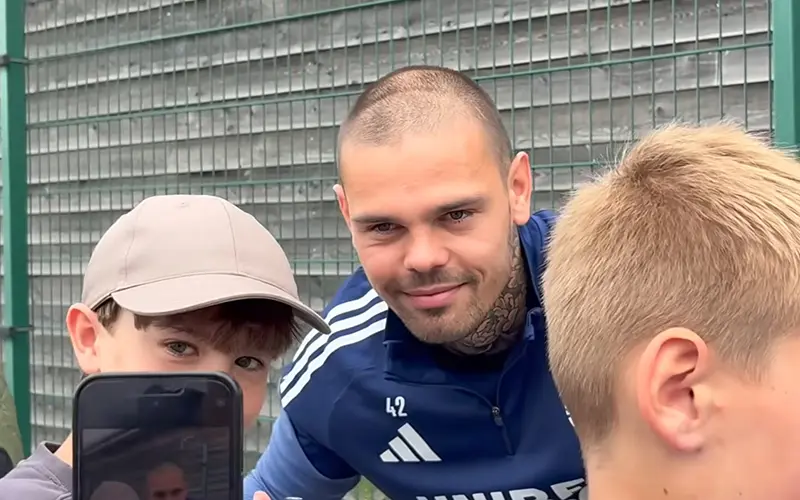 Dominik Kotarski s navijačima