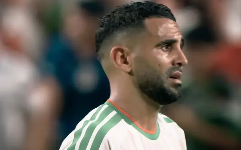 Riyad Mahrez u dresu Alžira
